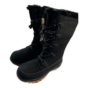 Size 7 waterproof comfy furry inside boots winter